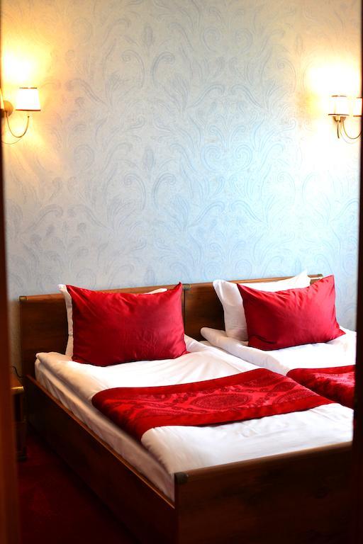 Kera Hotel Nesterenki Camera foto